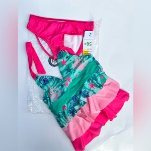 NWT two piece tankini girls